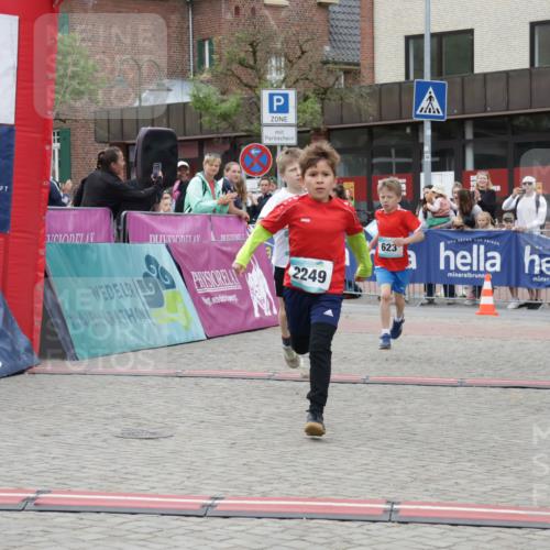 10.05.2026 - 8. Wedeler Halbmarathon Yannick Fuchs http://msf.ph/oto/9736828 10.05.2026 12:47:38 Ziel 2249, 623, 623, 624, 2249 meine-sportfotos.de
