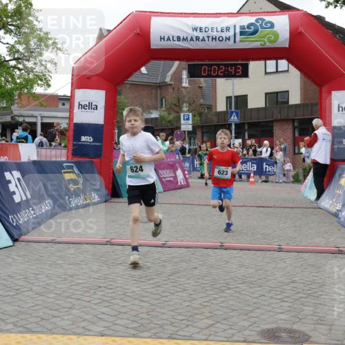 10.05.2026 - 8. Wedeler Halbmarathon Yannick Fuchs http://msf.ph/oto/9736837 10.05.2026 12:47:40 Ziel 30, 624, 0, 02, 43, 9, 623, 623, 624, 997, 2093, 2249 meine-sportfotos.de