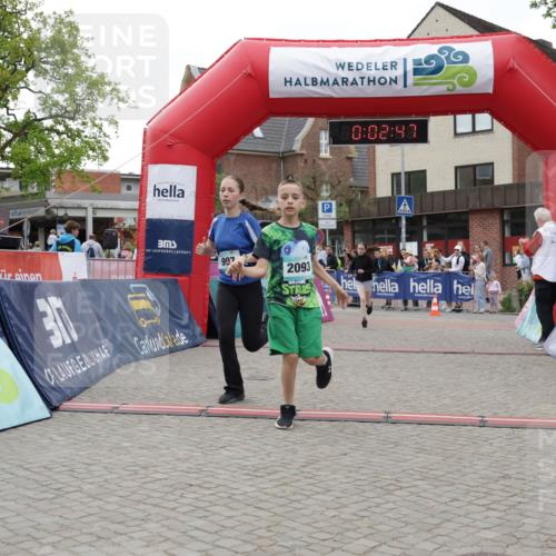10.05.2026 - 8. Wedeler Halbmarathon Yannick Fuchs http://msf.ph/oto/9736854 10.05.2026 12:47:44 Ziel 30, 10, 02, 40, 997, 2093, 623, 624, 997, 2093, 2152, 2248, 2249 meine-sportfotos.de