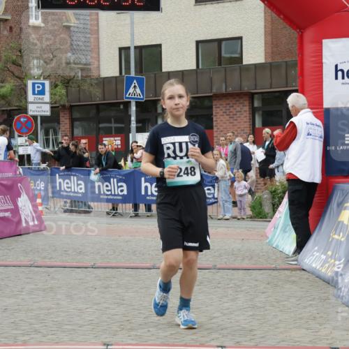 10.05.2026 - 8. Wedeler Halbmarathon Yannick Fuchs http://msf.ph/oto/9736868 10.05.2026 12:47:49 Ziel 75, 16, 2024, 248, 76, 73, 997, 2093, 2152, 2248 meine-sportfotos.de
