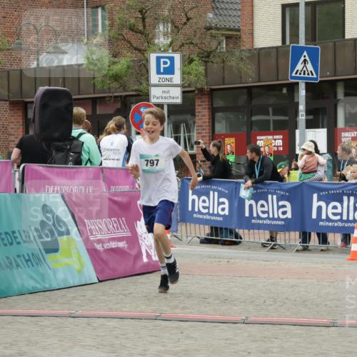 10.05.2026 - 8. Wedeler Halbmarathon Yannick Fuchs http://msf.ph/oto/9736887 10.05.2026 12:47:56 Ziel 75, 16, 797, 796, 797 meine-sportfotos.de