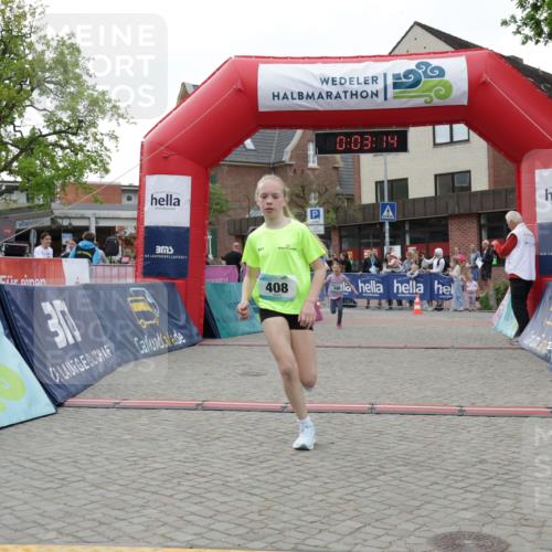 10.05.2026 - 8. Wedeler Halbmarathon Yannick Fuchs http://msf.ph/oto/9736934 10.05.2026 12:48:11 Ziel 0, 03, 39, 30, 408, 346, 408, 795, 2116 meine-sportfotos.de
