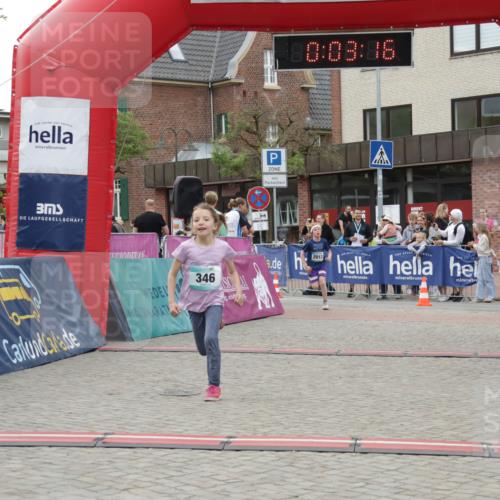10.05.2026 - 8. Wedeler Halbmarathon Yannick Fuchs http://msf.ph/oto/9736941 10.05.2026 12:48:13 Ziel 346, 10, 03, 36, 346, 408, 714, 2013, 2116 meine-sportfotos.de