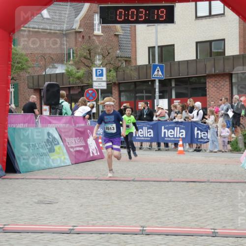 10.05.2026 - 8. Wedeler Halbmarathon Yannick Fuchs http://msf.ph/oto/9736950 10.05.2026 12:48:15 Ziel 80, 03, 89, 2013, 346, 408, 714, 2013 meine-sportfotos.de