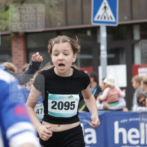10.05.2026 - 8. Wedeler Halbmarathon Yannick Fuchs http://msf.ph/oto/9736984 10.05.2026 12:48:25 Ziel 47, 2095, 147, 607, 609, 728, 2095, 2172 meine-sportfotos.de