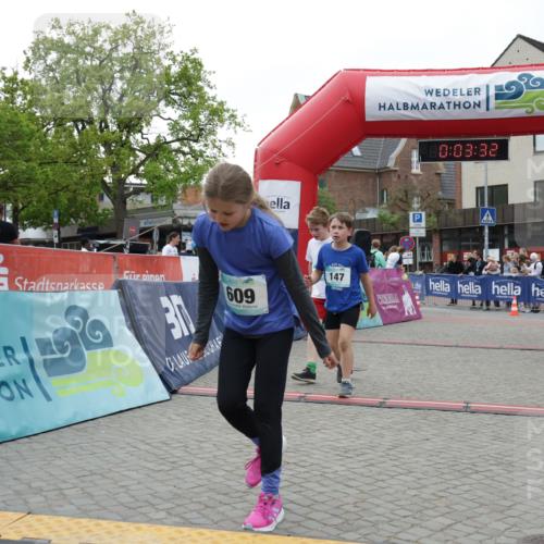 10.05.2026 - 8. Wedeler Halbmarathon Yannick Fuchs http://msf.ph/oto/9736997 10.05.2026 12:48:28 Ziel 0, 0, 0, 03, 32, 30, 609, 147, 147, 607, 609, 728, 2095 meine-sportfotos.de