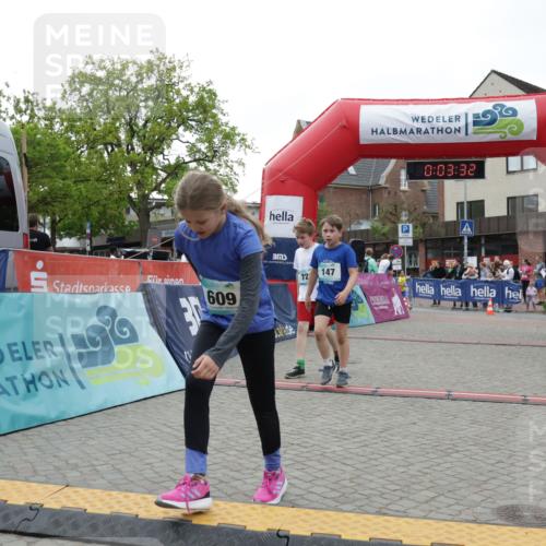 10.05.2026 - 8. Wedeler Halbmarathon Yannick Fuchs http://msf.ph/oto/9736998 10.05.2026 12:48:29 Ziel 72, 147, 3, 609, 0, 03, 32, 147, 609, 728, 2095, 2150 meine-sportfotos.de