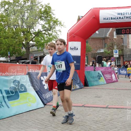 10.05.2026 - 8. Wedeler Halbmarathon Yannick Fuchs http://msf.ph/oto/9737002 10.05.2026 12:48:30 Ziel 8, 0, 0, 147, 180, 03, 33, 147, 519, 609, 728, 2066, 2095, 2150 meine-sportfotos.de