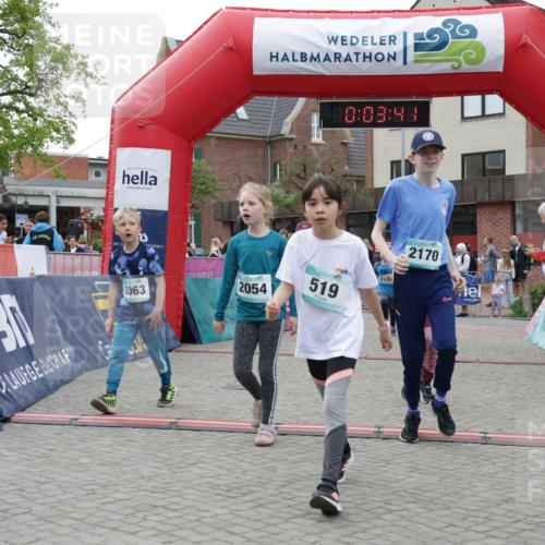 10.05.2026 - 8. Wedeler Halbmarathon Yannick Fuchs http://msf.ph/oto/9737034 10.05.2026 12:48:38 Ziel 30, 2063, 2054, 180, 03, 43, 519, 211, 3, 2170, 148, 197, 519, 2054, 2063, 2066, 2110, 2150, 2170 meine-sportfotos.de