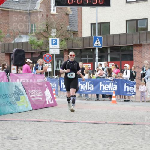 10.05.2026 - 8. Wedeler Halbmarathon Yannick Fuchs http://msf.ph/oto/9737145 10.05.2026 12:49:46 Ziel 832, 832, 2171 meine-sportfotos.de