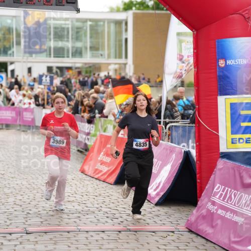 12.06.2026 - Holstenköstenlauf LAZAROV Photography http://msf.ph/oto/9737193 12.06.2026 18:13:05 Laufen 3989, 4835 meine-sportfotos.de