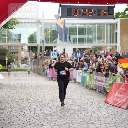 12.06.2026 - Holstenköstenlauf LAZAROV Photography http://msf.ph/oto/9737219 12.06.2026 18:12:13 Laufen 3072, 4342 meine-sportfotos.de