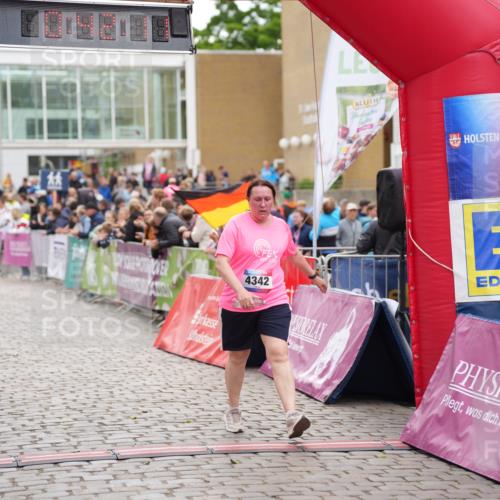 12.06.2026 - Holstenköstenlauf LAZAROV Photography http://msf.ph/oto/9737221 12.06.2026 18:12:10 Laufen 3072, 4342 meine-sportfotos.de