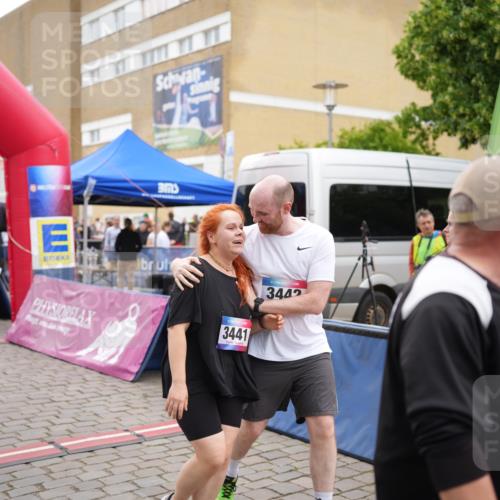 12.06.2026 - Holstenköstenlauf LAZAROV Photography http://msf.ph/oto/9737227 12.06.2026 18:11:59 Laufen 3441, 3442 meine-sportfotos.de