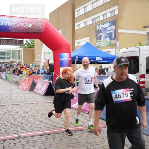 12.06.2026 - Holstenköstenlauf LAZAROV Photography http://msf.ph/oto/9737230 12.06.2026 18:11:58 Laufen 3441, 3442 meine-sportfotos.de