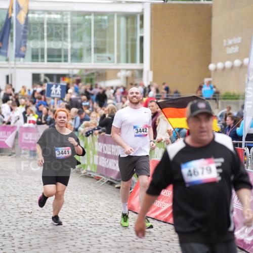 12.06.2026 - Holstenköstenlauf LAZAROV Photography http://msf.ph/oto/9737234 12.06.2026 18:11:54 Laufen 3441, 3442, 4679 meine-sportfotos.de