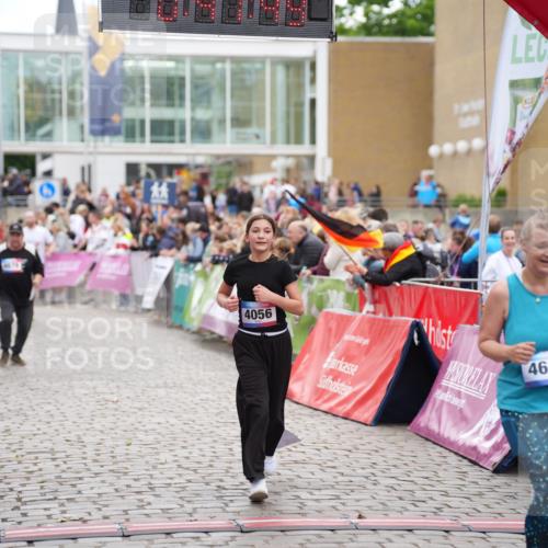 12.06.2026 - Holstenköstenlauf LAZAROV Photography http://msf.ph/oto/9737243 12.06.2026 18:11:48 Laufen 4056, 4643, 4679 meine-sportfotos.de