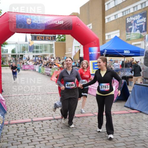 12.06.2026 - Holstenköstenlauf LAZAROV Photography http://msf.ph/oto/9737253 12.06.2026 18:11:39 Laufen 3783, 3992, 3993, 4044, 4490, 4524 meine-sportfotos.de