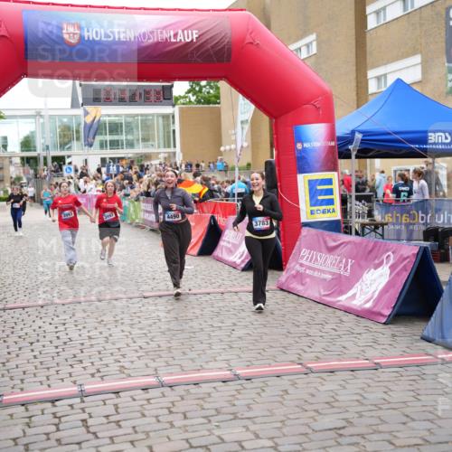 12.06.2026 - Holstenköstenlauf LAZAROV Photography http://msf.ph/oto/9737256 12.06.2026 18:11:36 Laufen 3783, 3992, 3993, 4490, 4524 meine-sportfotos.de