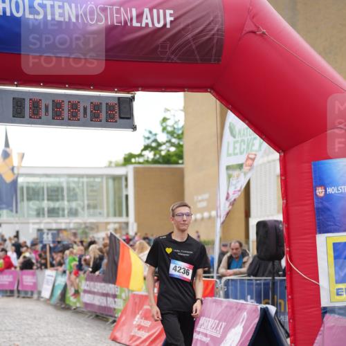 12.06.2026 - Holstenköstenlauf LAZAROV Photography http://msf.ph/oto/9737301 12.06.2026 18:08:51 Laufen 4236 meine-sportfotos.de