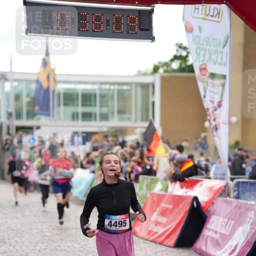 12.06.2026 - Holstenköstenlauf LAZAROV Photography http://msf.ph/oto/9737344 12.06.2026 18:08:08 Laufen 3632, 4399, 4465, 4494, 4495, 4497, 4697, 4698 meine-sportfotos.de