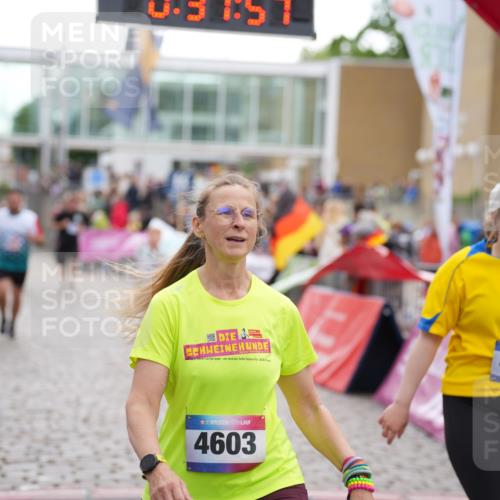 12.06.2026 - Holstenköstenlauf LAZAROV Photography http://msf.ph/oto/9737356 12.06.2026 18:07:55 Laufen 3581, 4024, 4603, 4703 meine-sportfotos.de