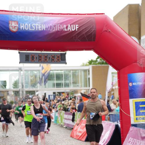 12.06.2026 - Holstenköstenlauf LAZAROV Photography http://msf.ph/oto/9737418 12.06.2026 18:06:57 Laufen 3129, 3941, 4100, 4138, 4199, 4395, 4396, 4627, 4870 meine-sportfotos.de