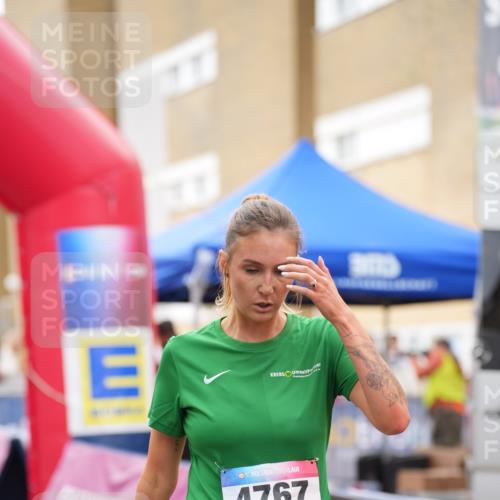 12.06.2026 - Holstenköstenlauf LAZAROV Photography http://msf.ph/oto/9737450 12.06.2026 18:06:31 Laufen 3322, 3498, 3926, 3929, 4324, 4902 meine-sportfotos.de