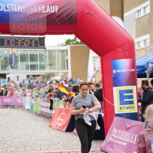 12.06.2026 - Holstenköstenlauf LAZAROV Photography http://msf.ph/oto/9737501 12.06.2026 18:05:45 Laufen 3613, 3728 meine-sportfotos.de
