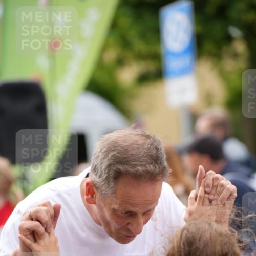 12.06.2026 - Holstenköstenlauf LAZAROV Photography http://msf.ph/oto/9737517 12.06.2026 18:04:42 Laufen 3408, 3410, 3425, 3426, 3427, 3735, 3744, 3746, 3943, 3944, 4328, 4449, 4826 meine-sportfotos.de