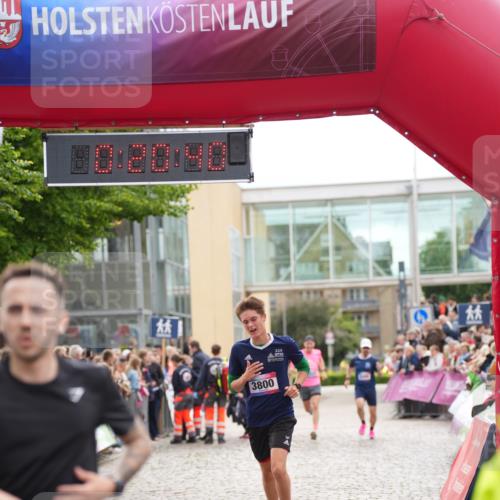 12.06.2026 - Holstenköstenlauf LAZAROV Photography http://msf.ph/oto/9737529 12.06.2026 17:50:38 Laufen 3499, 3800, 4323, 4894 meine-sportfotos.de