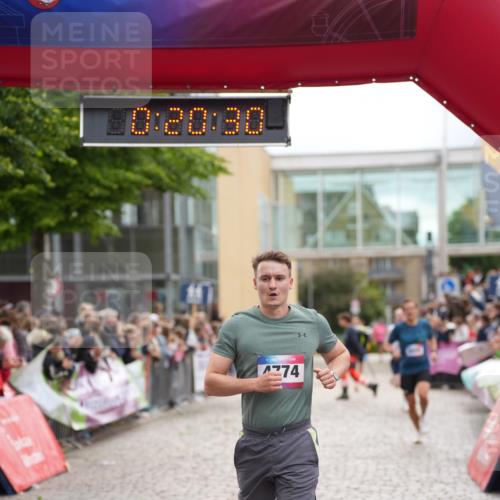 12.06.2026 - Holstenköstenlauf LAZAROV Photography http://msf.ph/oto/9737540 12.06.2026 17:50:29 Laufen 3297, 4500, 4650, 4774, 4894 meine-sportfotos.de