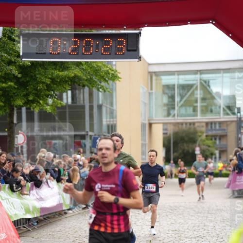 12.06.2026 - Holstenköstenlauf LAZAROV Photography http://msf.ph/oto/9737543 12.06.2026 17:50:21 Laufen 3149, 3819, 4595, 4709, 4774 meine-sportfotos.de