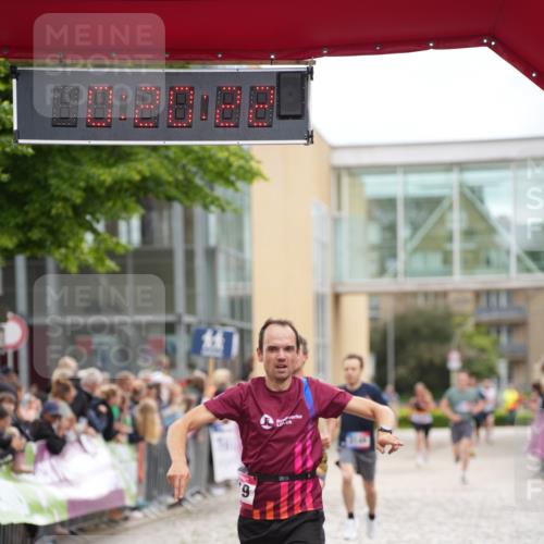 12.06.2026 - Holstenköstenlauf LAZAROV Photography http://msf.ph/oto/9737544 12.06.2026 17:50:20 Laufen 3149, 3819, 4595, 4709 meine-sportfotos.de