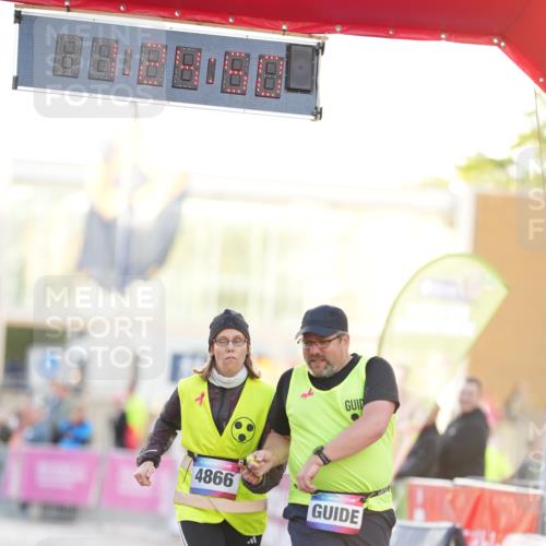 12.06.2026 - Holstenköstenlauf LAZAROV Photography http://msf.ph/oto/9737556 12.06.2026 20:24:49 Laufen 4866 meine-sportfotos.de
