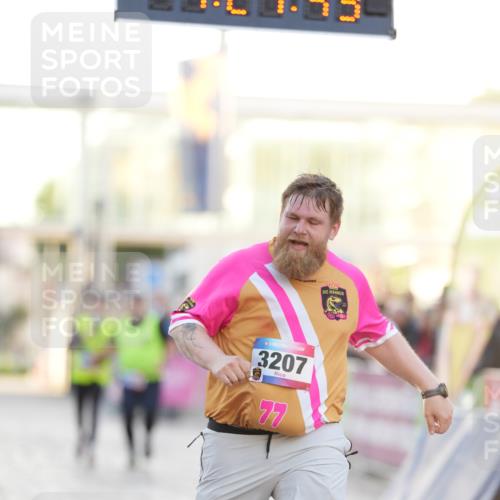 12.06.2026 - Holstenköstenlauf LAZAROV Photography http://msf.ph/oto/9737567 12.06.2026 20:24:42 Laufen 3207 meine-sportfotos.de