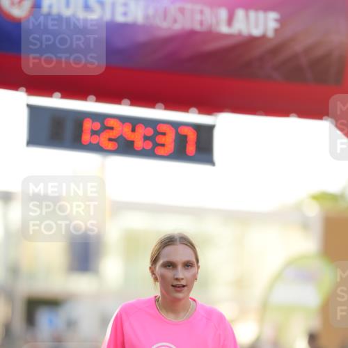 12.06.2026 - Holstenköstenlauf LAZAROV Photography http://msf.ph/oto/9737573 12.06.2026 20:24:36 Laufen 4388 meine-sportfotos.de