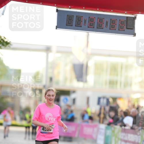 12.06.2026 - Holstenköstenlauf LAZAROV Photography http://msf.ph/oto/9737579 12.06.2026 20:24:33 Laufen 4388 meine-sportfotos.de