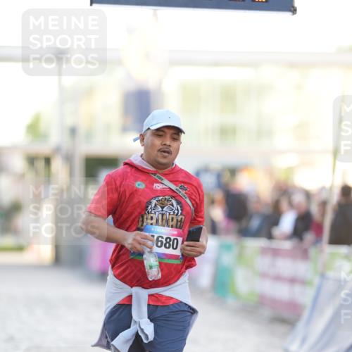 12.06.2026 - Holstenköstenlauf LAZAROV Photography http://msf.ph/oto/9737593 12.06.2026 20:23:23 Laufen 4680 meine-sportfotos.de