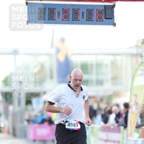 12.06.2026 - Holstenköstenlauf LAZAROV Photography http://msf.ph/oto/9737625 12.06.2026 20:21:15 Laufen 4567 meine-sportfotos.de