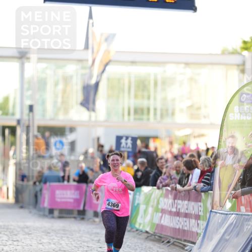 12.06.2026 - Holstenköstenlauf LAZAROV Photography http://msf.ph/oto/9737641 12.06.2026 20:17:57 Laufen 4369 meine-sportfotos.de