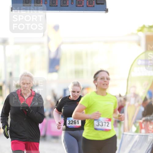 12.06.2026 - Holstenköstenlauf LAZAROV Photography http://msf.ph/oto/9737648 12.06.2026 20:17:28 Laufen 3261, 3262, 3372 meine-sportfotos.de
