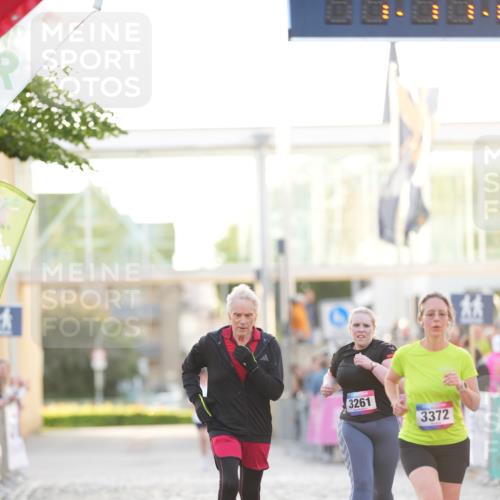 12.06.2026 - Holstenköstenlauf LAZAROV Photography http://msf.ph/oto/9737652 12.06.2026 20:17:26 Laufen 3261, 3262, 3276, 3372 meine-sportfotos.de