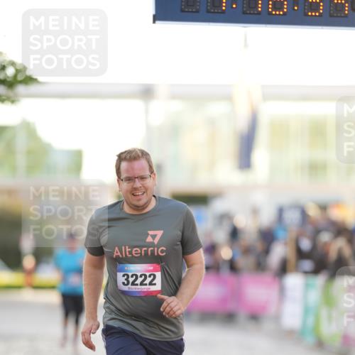 12.06.2026 - Holstenköstenlauf LAZAROV Photography http://msf.ph/oto/9737675 12.06.2026 20:16:52 Laufen 3045, 3222, 3321 meine-sportfotos.de