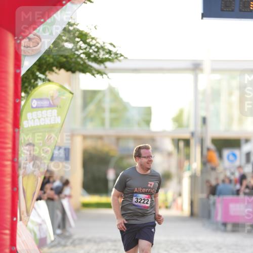 12.06.2026 - Holstenköstenlauf LAZAROV Photography http://msf.ph/oto/9737679 12.06.2026 20:16:51 Laufen 3045, 3222, 3321 meine-sportfotos.de