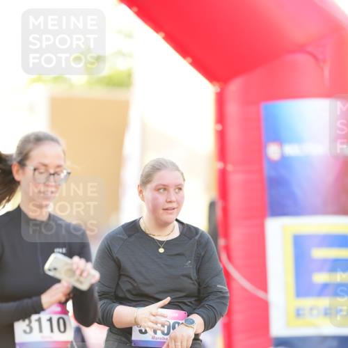 12.06.2026 - Holstenköstenlauf LAZAROV Photography http://msf.ph/oto/9737690 12.06.2026 20:16:38 Laufen 3109, 3110, 3183, 3481 meine-sportfotos.de