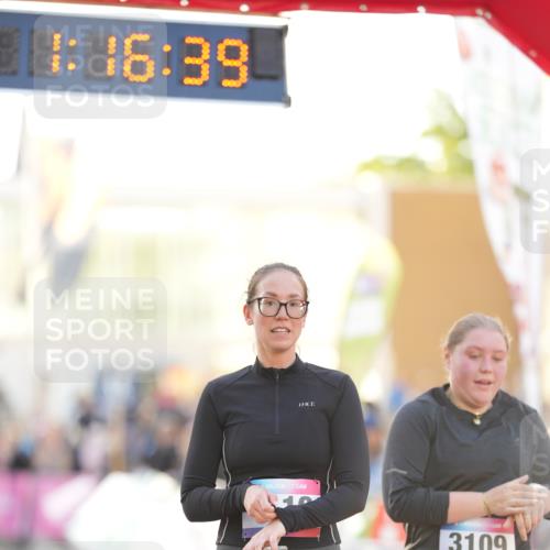 12.06.2026 - Holstenköstenlauf LAZAROV Photography http://msf.ph/oto/9737691 12.06.2026 20:16:37 Laufen 3109, 3110, 3183, 3481 meine-sportfotos.de