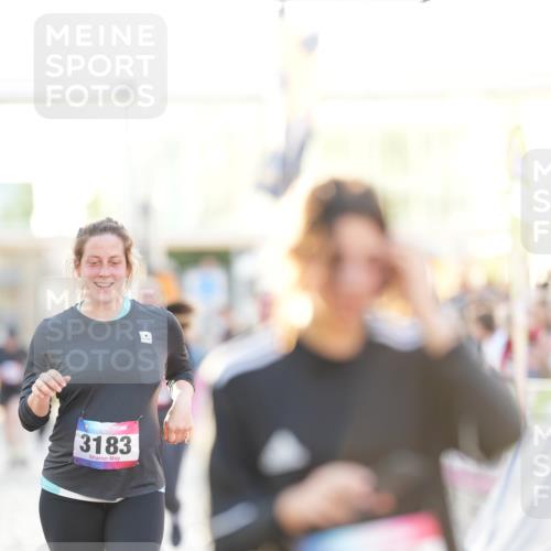 12.06.2026 - Holstenköstenlauf LAZAROV Photography http://msf.ph/oto/9737695 12.06.2026 20:16:34 Laufen 3109, 3110, 3183, 3481 meine-sportfotos.de