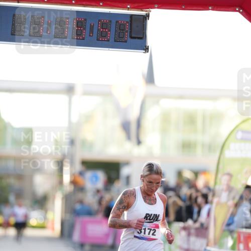 12.06.2026 - Holstenköstenlauf LAZAROV Photography http://msf.ph/oto/9737723 12.06.2026 20:15:55 Laufen 3172 meine-sportfotos.de