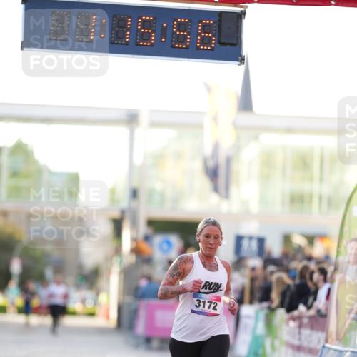 12.06.2026 - Holstenköstenlauf LAZAROV Photography http://msf.ph/oto/9737725 12.06.2026 20:15:55 Laufen 3172 meine-sportfotos.de